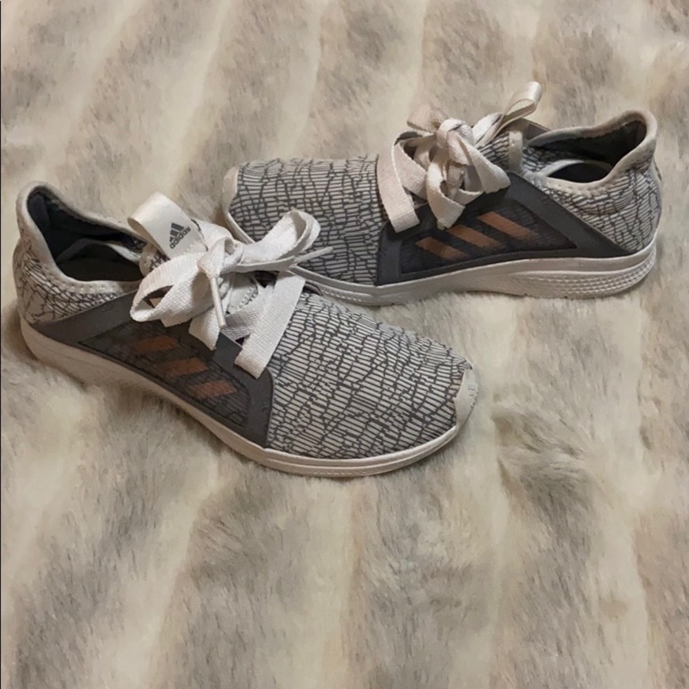 Adidas edge lux size 6 woman